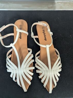 White Strappy Women's Pointed Sandals